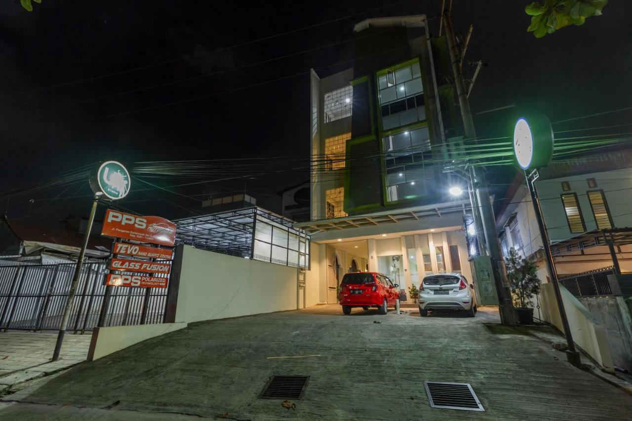 Reddoorz Near Samarinda Central Plaza Екстер'єр фото