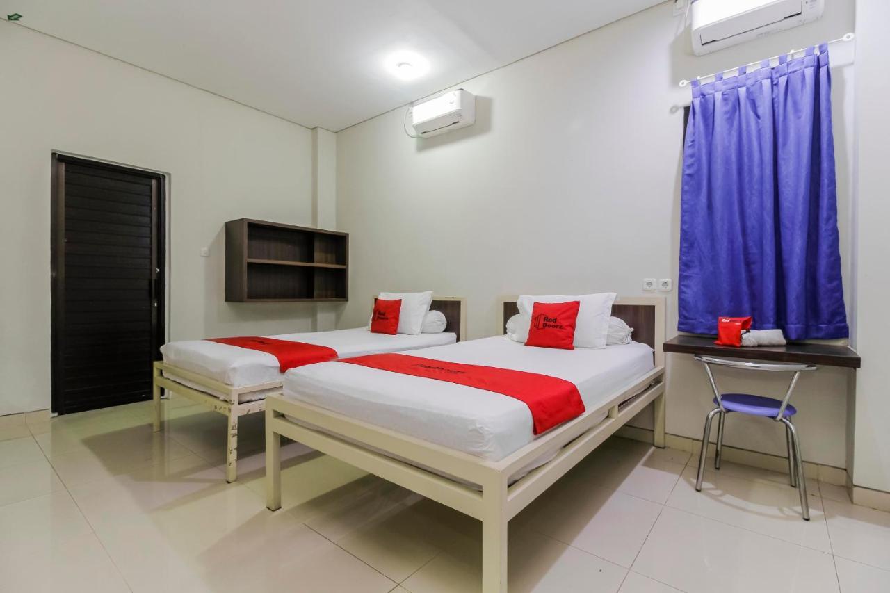 Reddoorz Near Samarinda Central Plaza Екстер'єр фото