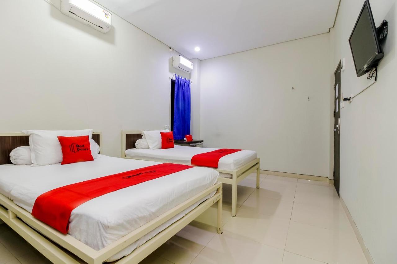 Reddoorz Near Samarinda Central Plaza Екстер'єр фото